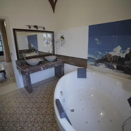 La Giralda 4*