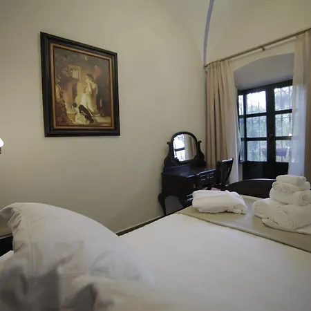 Hotel La Giralda Burguillos Del Cerro